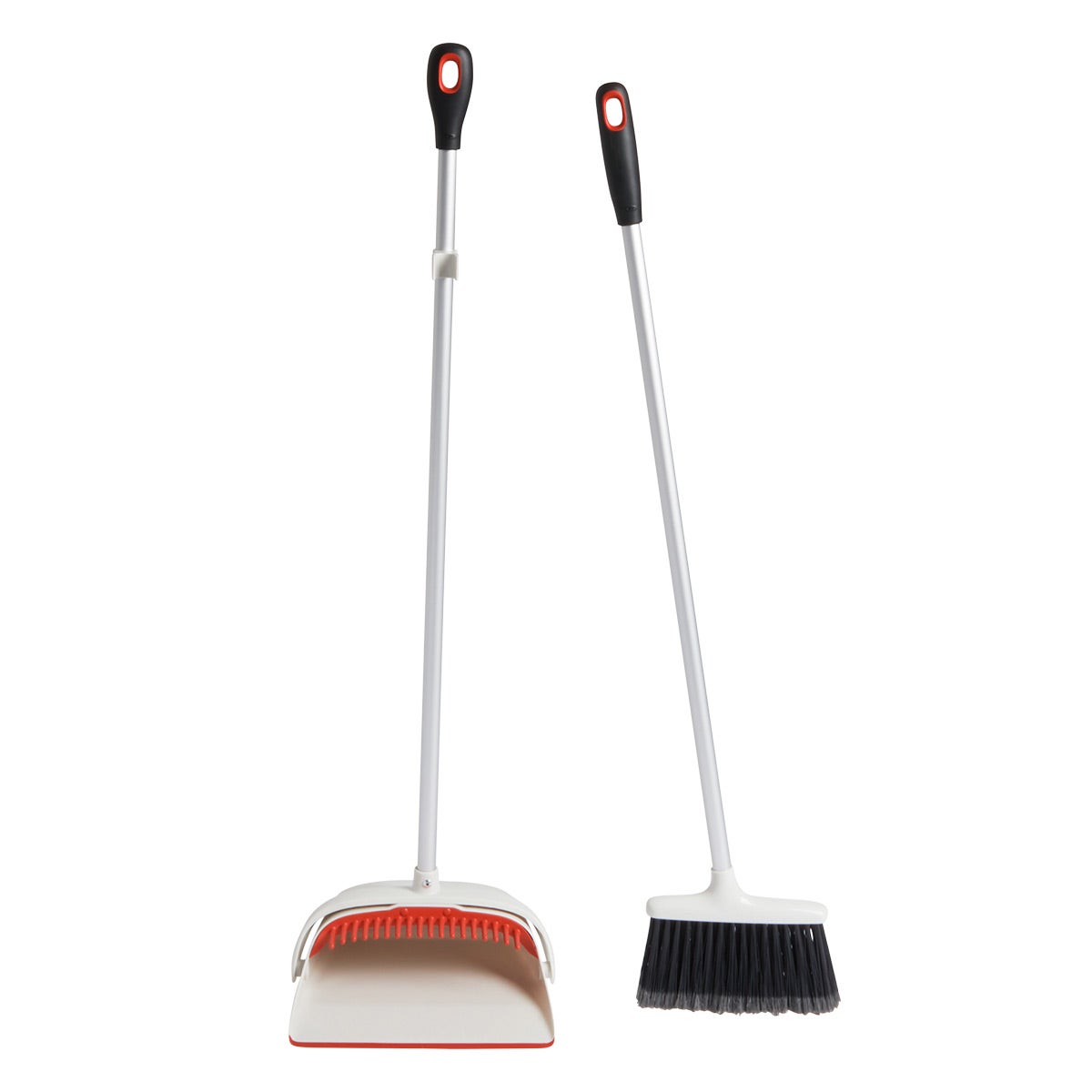 10080971-oxo-upright-sweep-set-ven1