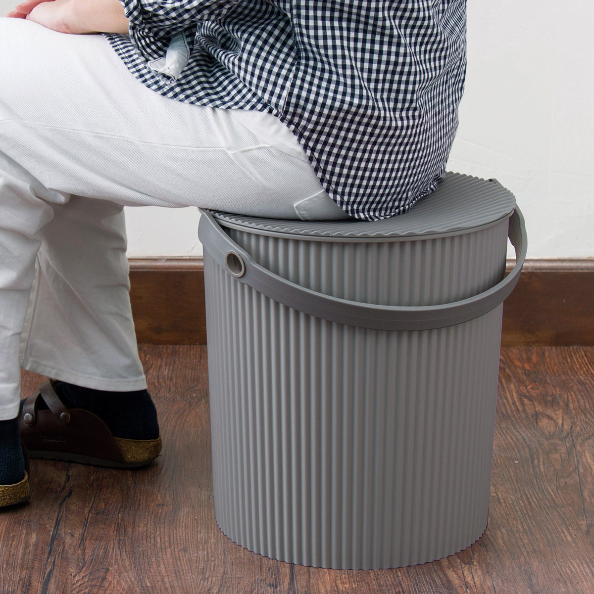 10107378-2025-02-06-neutral_im_6-chi